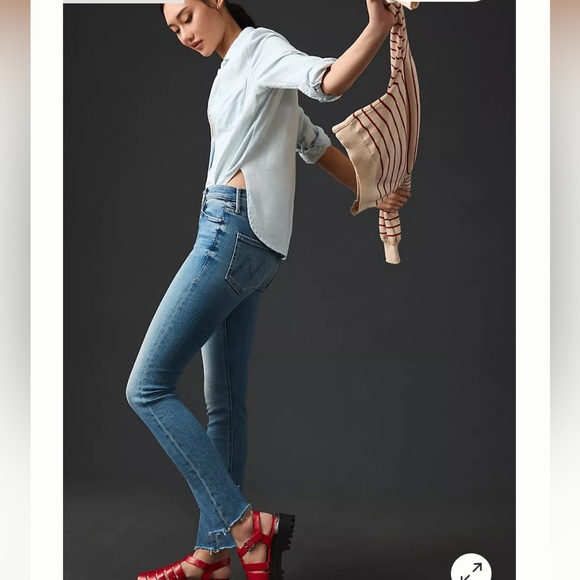 Mother Mid Rise Dazzler Ankle Fray Jean 25 New $238- anthropologie 😍 - Picture 5 of 16